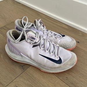 Nike zoom tennis shoes